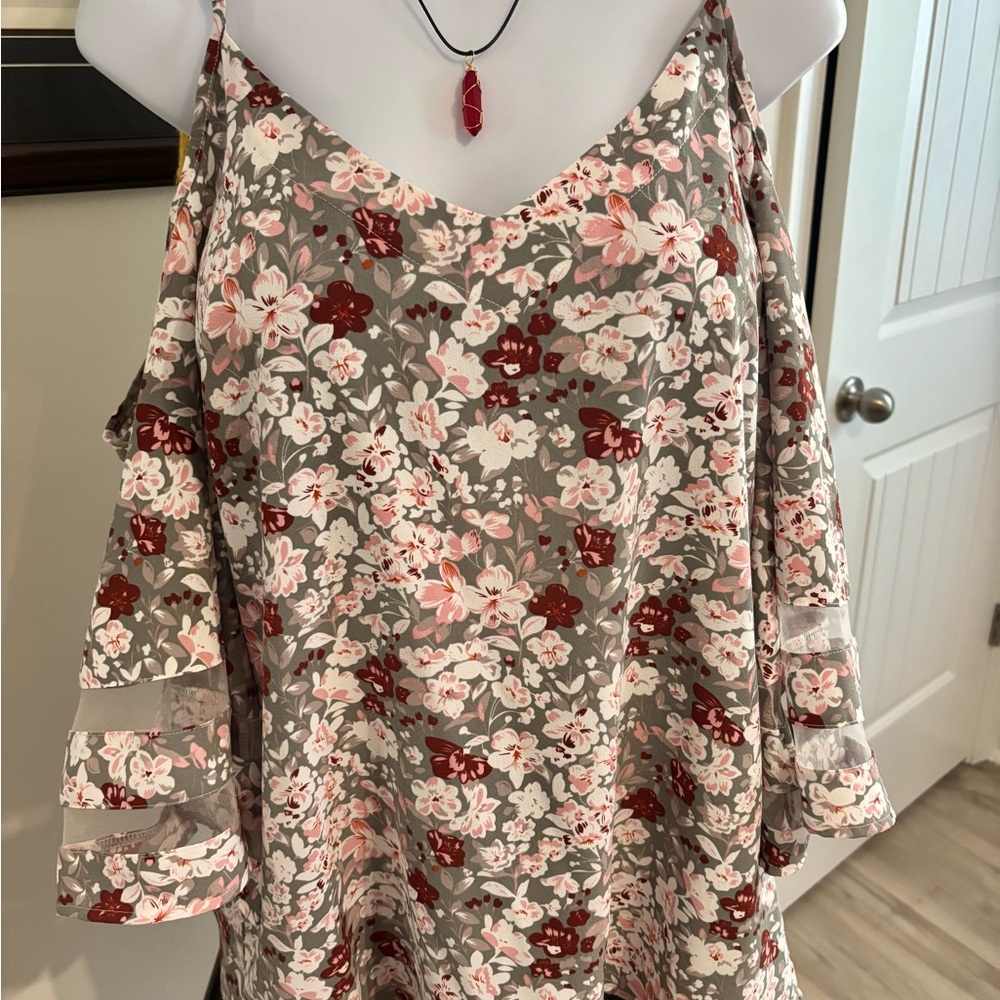 Floral Cold Shoulder Top